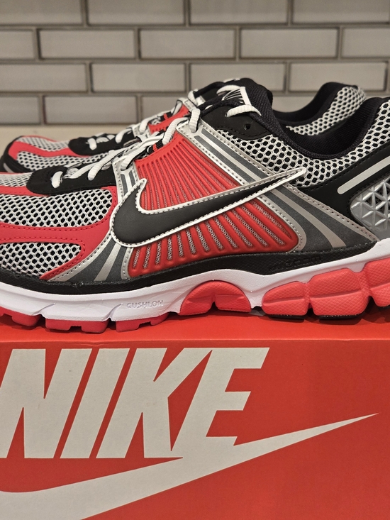 Nike Running Sneakers in Red, Black & White Nike Zoom Vomero 5
